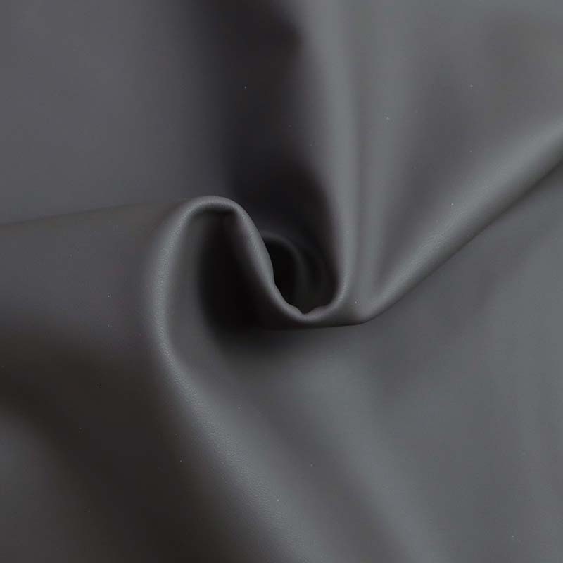 Ce este pielea siliconică și de ce înlocuiește pieile de animale?